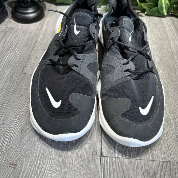 B11 Nike Free Run 5.0 Volt Men's Sz 10.5 Black Yellow Shoes Sneakers AQ1289-013 - Picture 3 of 8